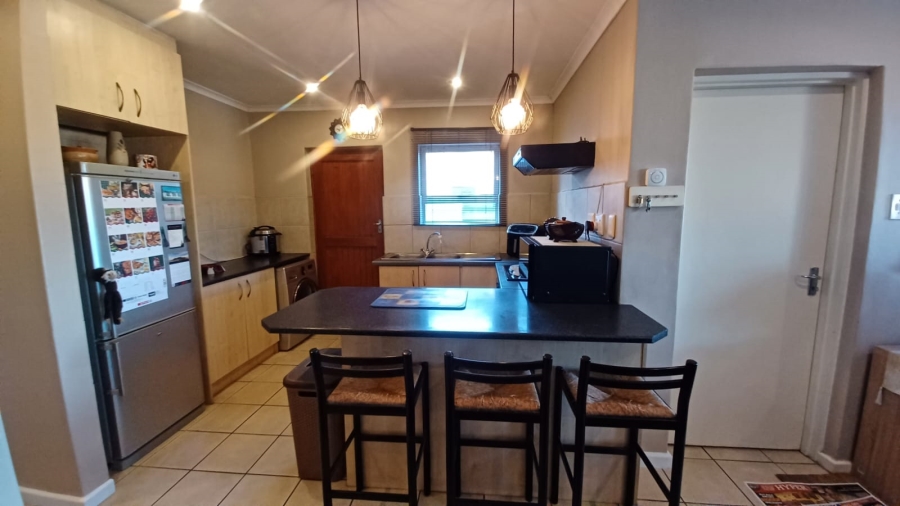 3 Bedroom Property for Sale in Protea Heights Western Cape